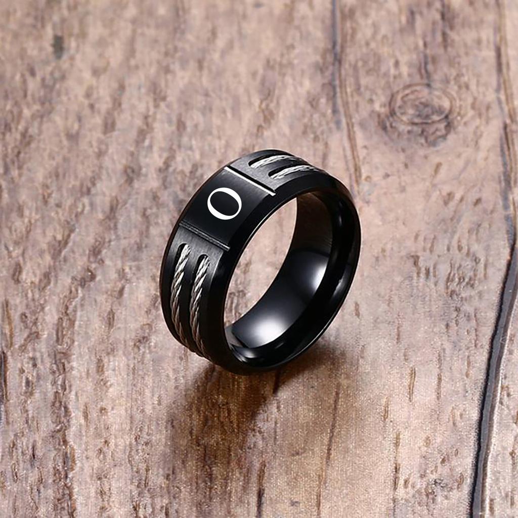 Stilvoller schwarzer Herrenring mit Anfangsbuchstaben, wasserdichter Edelstahl-Ehering mit dem Buchstaben AZ für Männer und Jungen als Fingergeschenk