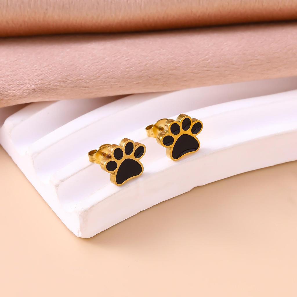 Niche Cute Non-Fading Cat Paw Titanium Steel Stud Earrings for Women