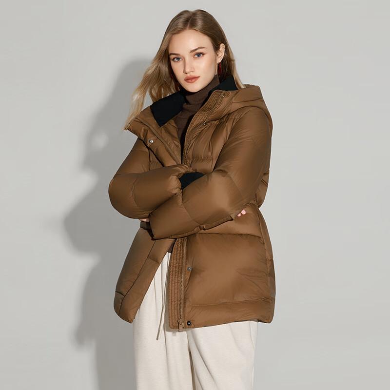 

Women s Slim-Fit Hooded Short Down Jacket M