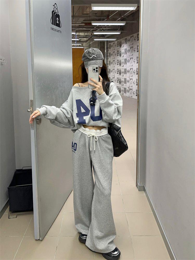 2024 Spring/Fall Women's Asymmetrical Shoulder Digital Print Sweatshirt & Loose Trousers Set