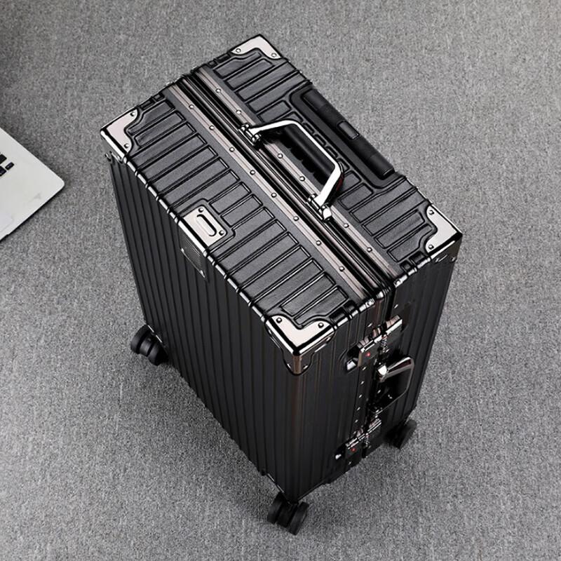 Aluminum Frame Spinner Luggage