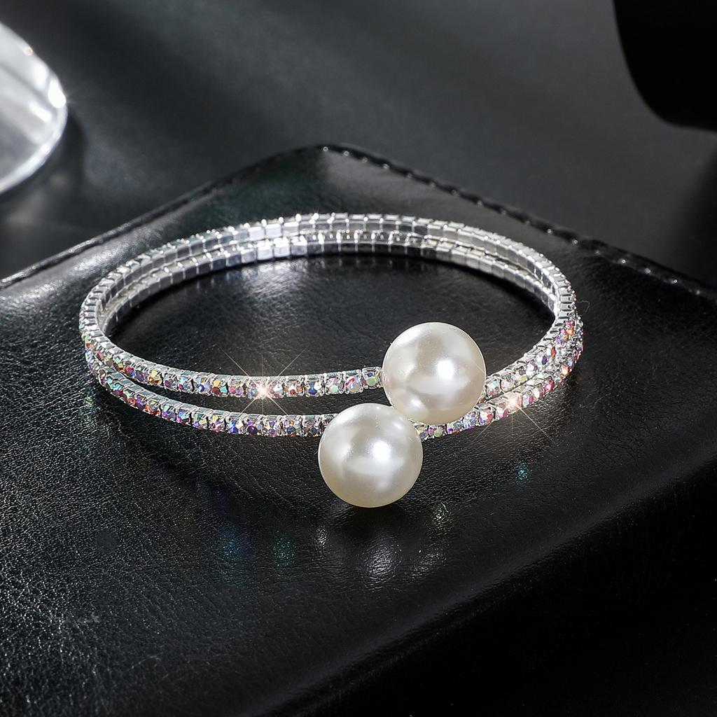 Módní svatební šperky Elegantní třpytivý kamínkový perlový jednořadý ručně vyrobený 1 řetízkový náramek Velkoobchodní dávka