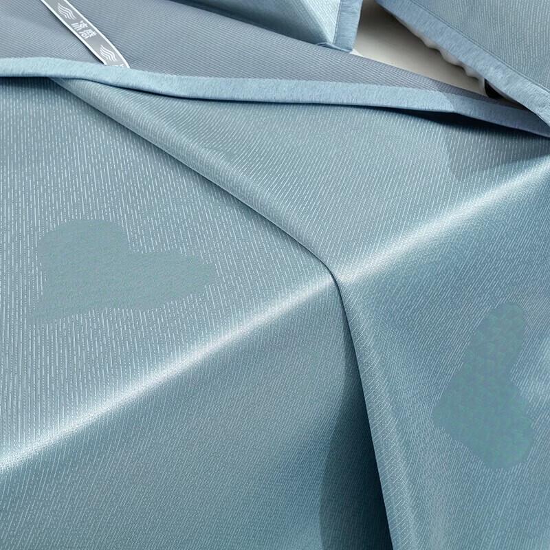 Jeliya Spring Breeze Ice Silk Comforter