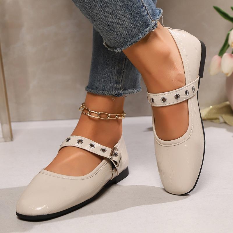Spring and Autumn's New Round Toe Flat Flat One-shoulder Buckle Women's Single Shoes