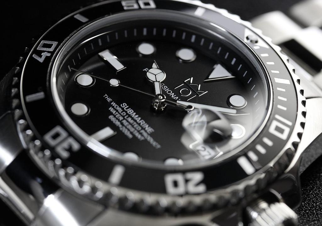 HYAKUICHI 101 Quartz Watch with Date 20 ATM Water No.1 Diver's Display, Resistance, HYAKU1-001 (Black)