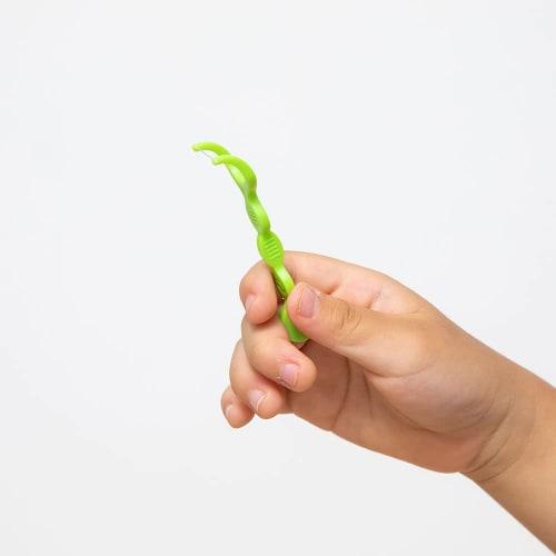 Okamura Hamiki Sensei Kids' Y-Shaped Floss, for when molars erupt, 30 pieces per pack, Set of 2, White