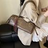 Niche Retro Baguette Bag Women's New Fashion Hand Carry Underarm Bag High-end Casual Shoulder Bag
