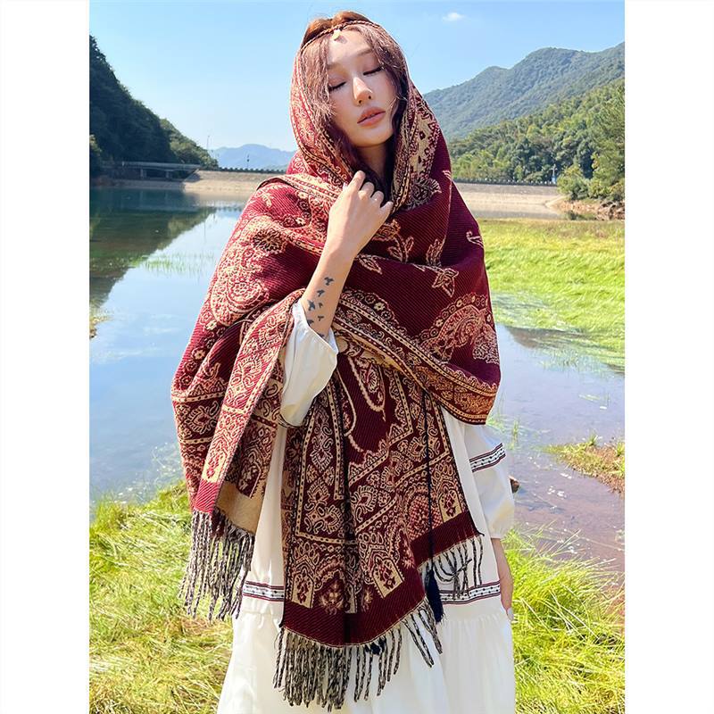 Skin Friendly And Breathable Warm And Versatile Home, Autumn And Winter Women'S Travel Shawl, Thick Cloak, Air Conditioning Blanket