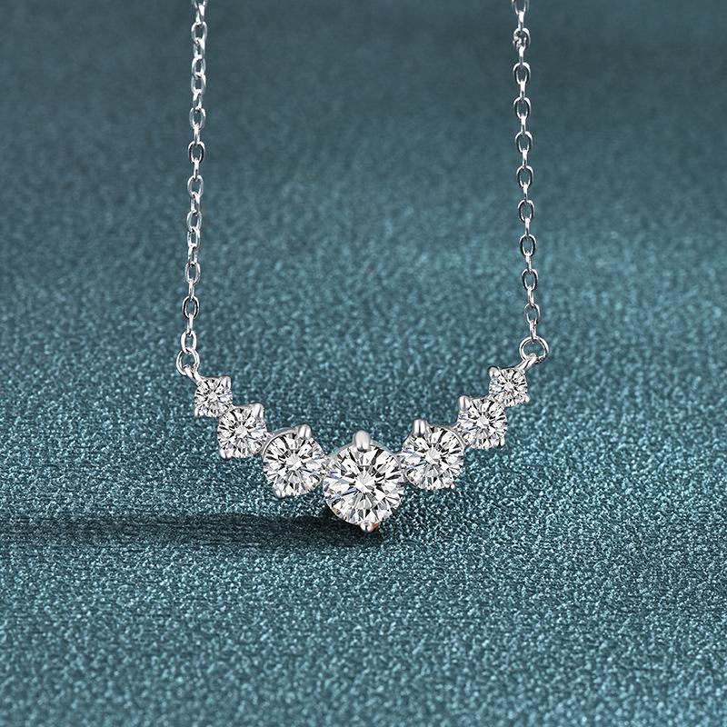 S925 Sterling Silver Moissanite Seven Princess Smile Necklace - Women's Fashion Versatile Pendant, Popular Style Silver Jewelry.