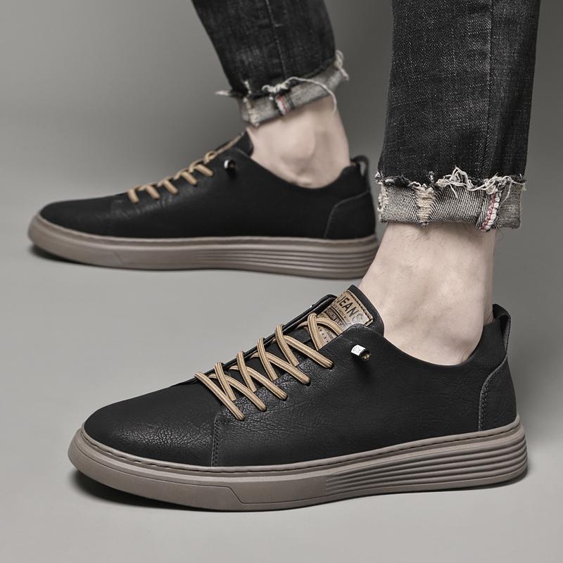 Fashion New Men Fashion Casual Shoes Summer Genuine Leather Youth Trending Breathable Beige White Sneakers Male Leisure Skate Shoes Male