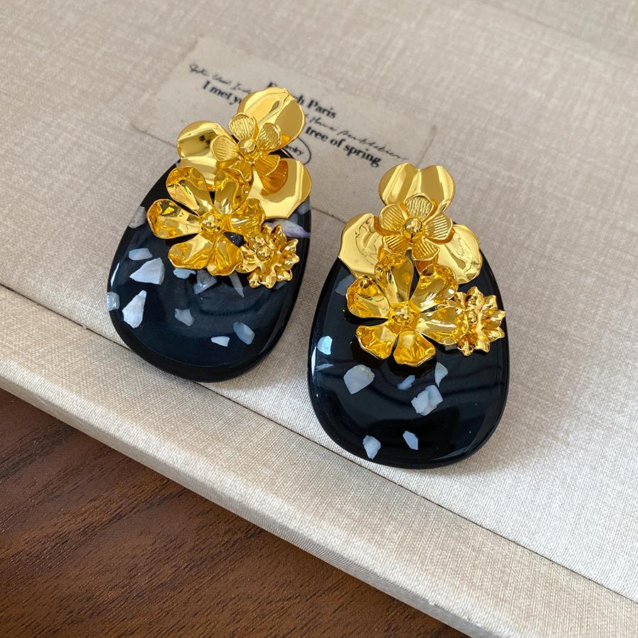 Silver Needle Metal Flower Resin Oval Earrings Fashion Retro Court Style Earrings Light Luxury Premium Earrings Women