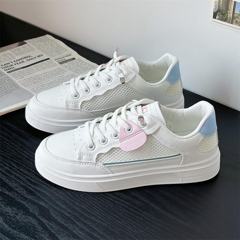 

2025 little white shoes women s spring summer new Korean version ins female students leisure sports versatile board shoes street shot P506 40