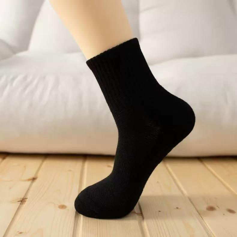 Men's Thickened Towel Bottom Sports Socks & Women's Long Basketball Socks
