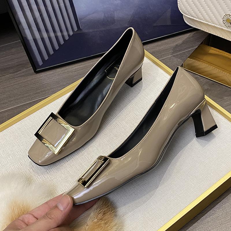 Sheepskin Leather Square Head Single Shoes Women's Spring and Autumn New Flat-bottomed French Shallow Mouth One Pedal Commuter Fairy Style Grandma Sh