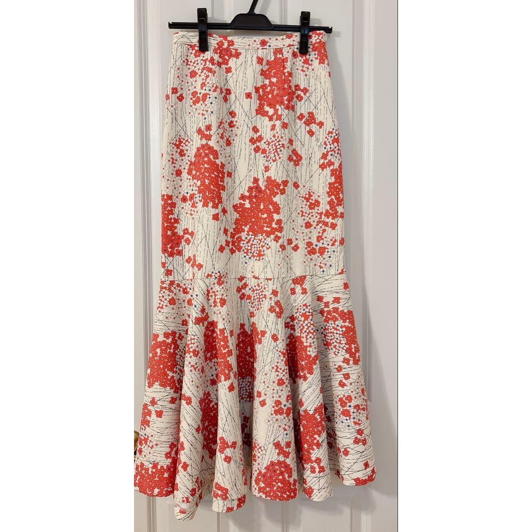 Beautiful itemLily Brown Limited Flower Mermaid Skirt LILY BROWN