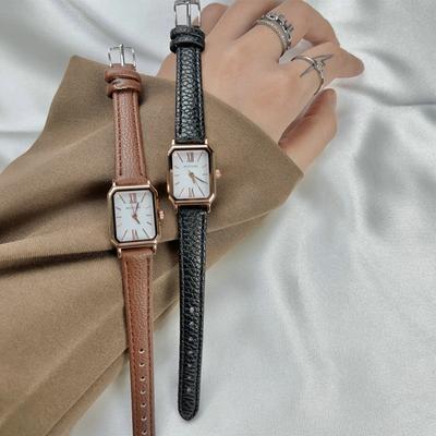 Retro čtvercové náramkové hodinky pro ženy Trendy luxusní vodotěsné hodinky s PU koženým řemínkem pro dívky studentky