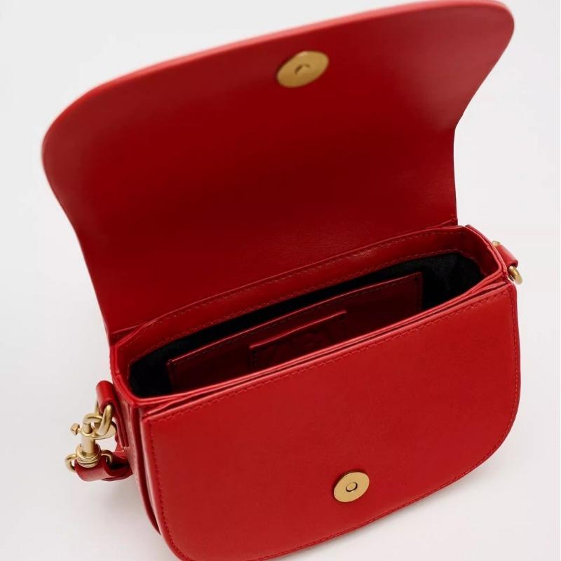Women's New Saddle Bag China Red Ladies Mini Flip Shoulder Handheld Messenger Bag Women's Trend