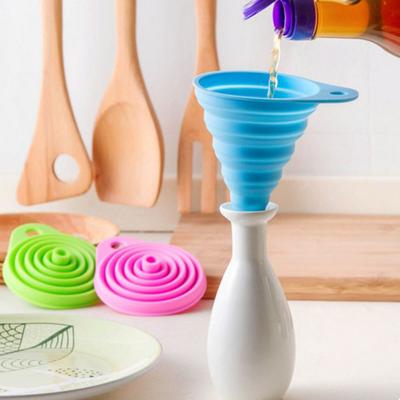 Functional Necessities Stretch Creative Collapsible Oil Leak Kitchen Liquid Silicone Folding Funnel