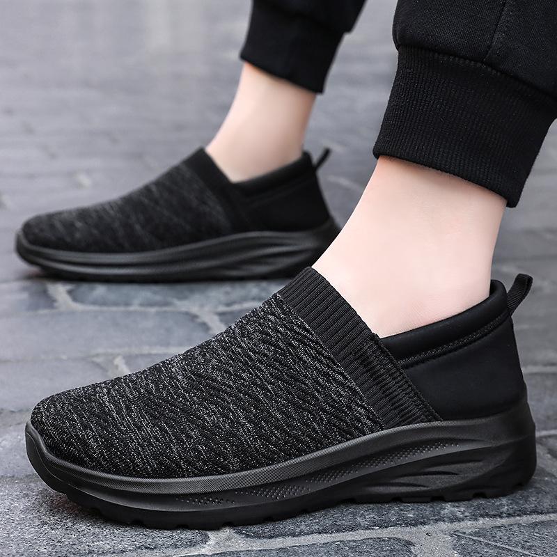 Shoes men's summer new old Beijing cloth shoes solid color versatile breathable men's shoes one-pedal shoes men
