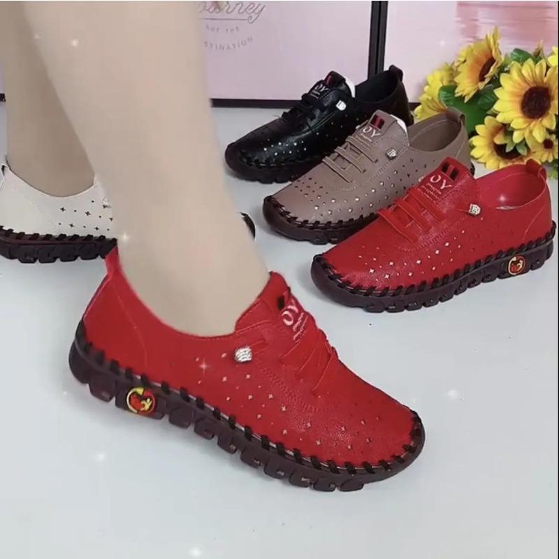 Spring and summer new soft bottom breathable retro hollow hole muffin bottom large size women's shoes single shoes mother shoes