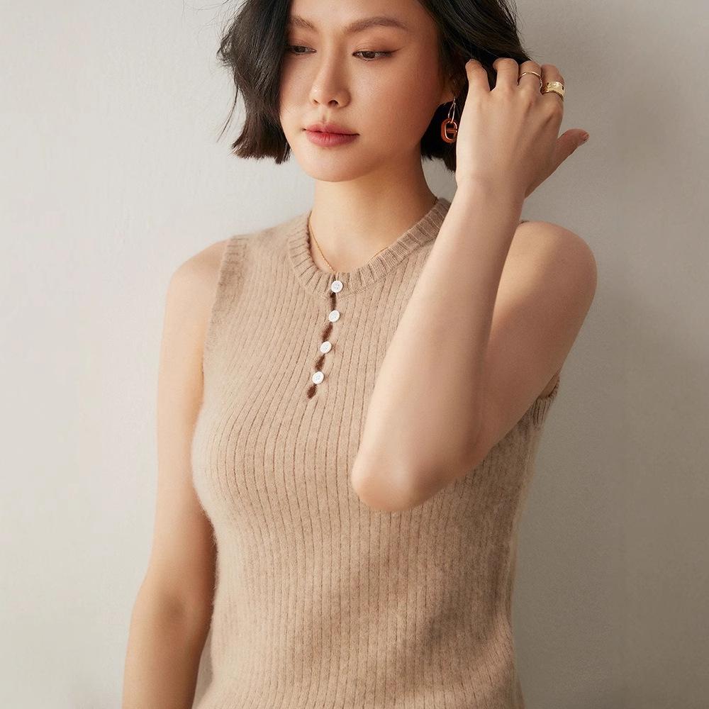 Gentle & Chic Cashmere Slim-Fit Sleeveless Knit Tank Top Sweater for Women
