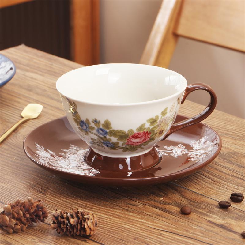SOLECASA Coffee Cup and Saucer Set Elegant Retro Flower Ceramic Coffee Mug Afternoon Tea Cup and Saucer Romantic Teaware Sets