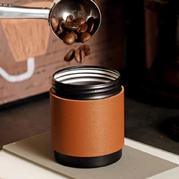 Portable Coffee Bean Storage Vessel Home Storage Container for Preserving Original Aromas and Flavor On The Way