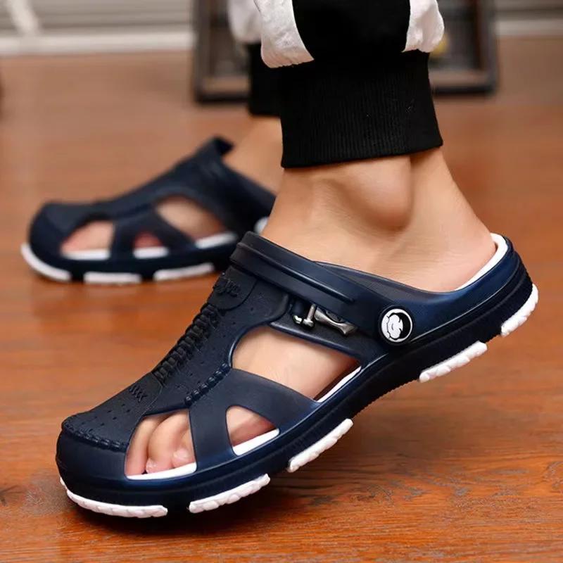 Men's Flip Flops Beach Slippers Sandals Summer Men's Flat Shoes Antiskid Fashion Designer Slippers Rubber Casual Shoes 2025