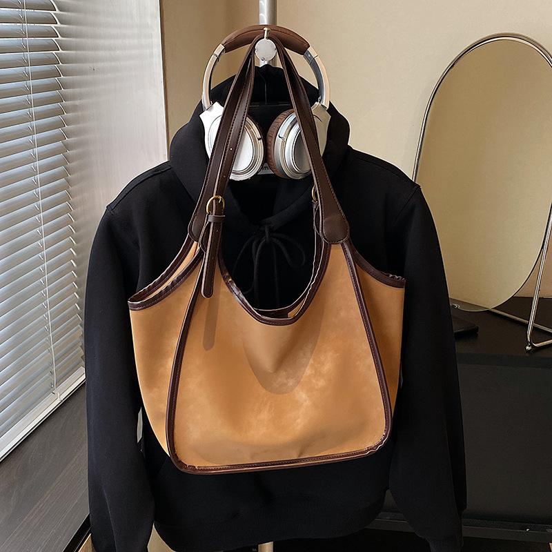 Exquisite Versatile Leather Single Shoulder Portable Large Capacity Fashion Temperament Foreign Premium 2025 Autumn Women's Tote Bag