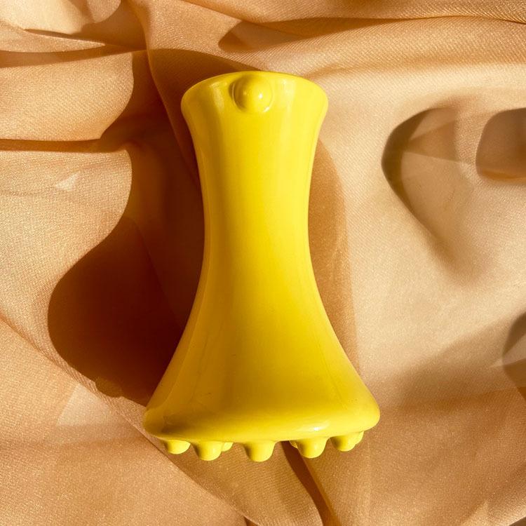 

Керамический инструмент Гуа Ша Портативный Эргономичный Дизайн для Домашнего Спа Массаж Лица и Тела Женщины Мужчины Уход за Кожей жёлтый