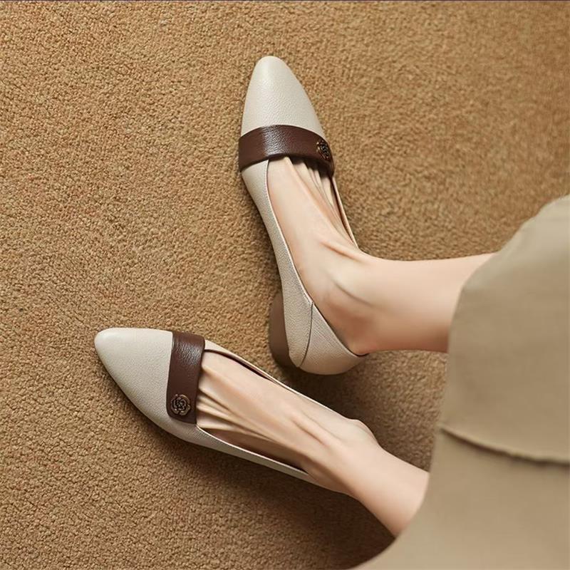 Shallow single shoes new comfortable pointed soft sole color matching retro French style low heel leather shoes
