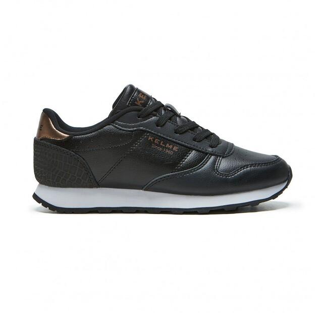 

Kelme Victory Chic кроссовки
