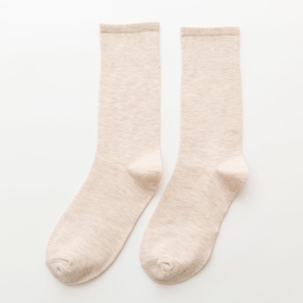 Female Autumn and Winter New Products Retro All Match Pure Color Cotton Tube Stack Socks