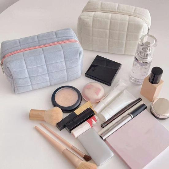 Plyšová kosmetická taštička Cestovní úložná taška na kosmetiku Přenosný kosmetický organizér na zip na štětce na make-up, pleťová mléka, služební cestu