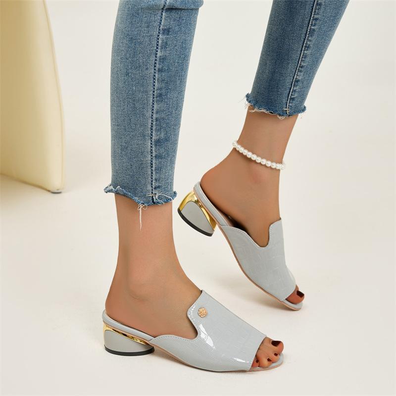 Cool slippers women's medium heel thick heel summer new women's shoes soft leather sandals fashion fish mouth large size women's shoes