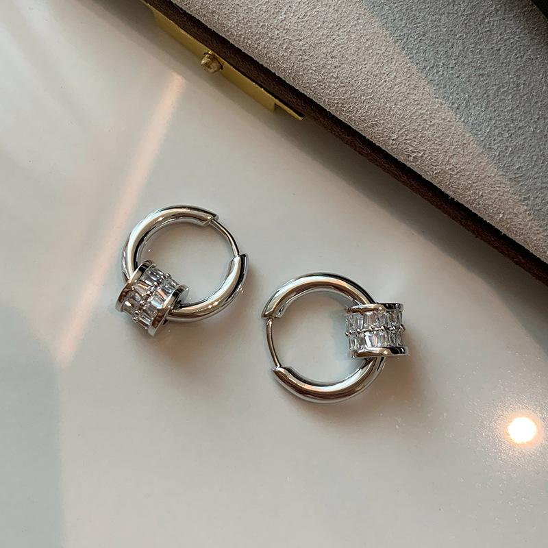 Autumn Niche Circle Stud Earrings High-end Temperament Simple 100% Match Style Elegant Classic Accessories Women's Dainty Daily Earrings