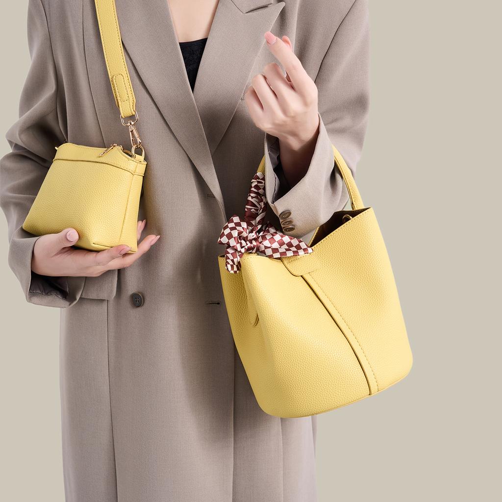 Bag women's 2026 summer new bucket bag niche design single shoulder oblique span women's bag large-capacity commuter tote bag