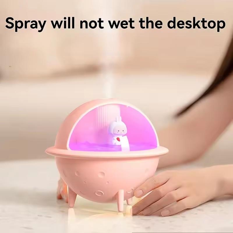 Neuer Luftbefeuchter Aroma Diffusor Bunter Astronaut Klein Tragbar Atomisierung USB Großes Nebelvolumen Desktop Schlafzimmer Zimmer Haushalt