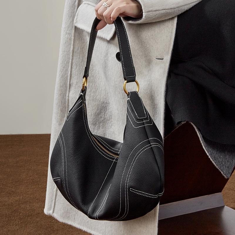 Real Leather Casual and Laid-back Style Dumpling Bag Handbag Trendy and Casual Horn-shaped Bag