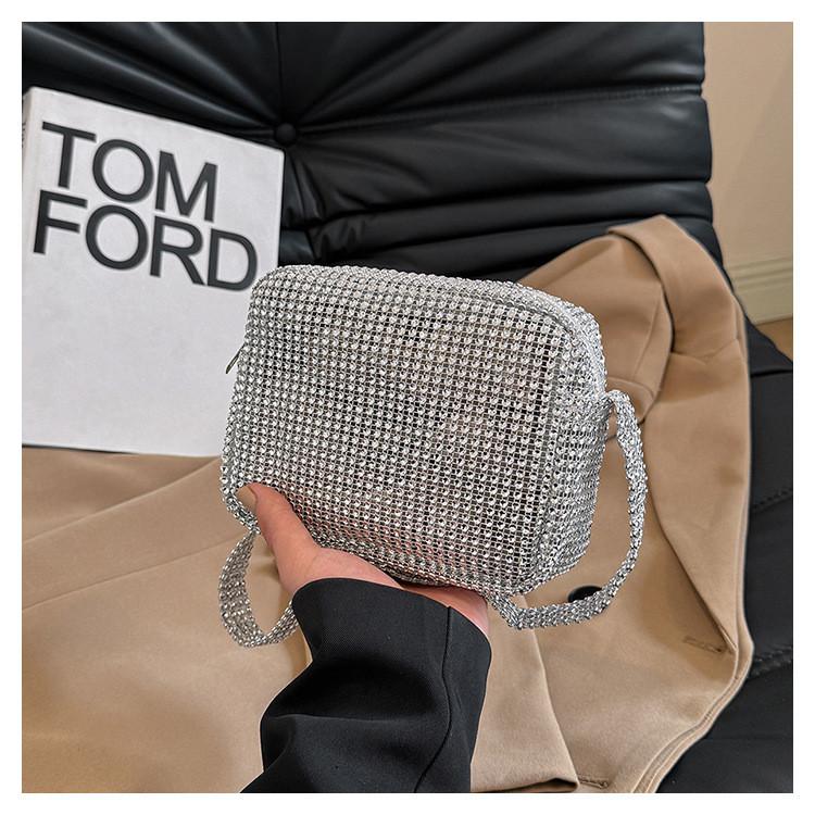 2024 Spring New Fashion Silver Street Trendy Shoulder Bag Pu Material