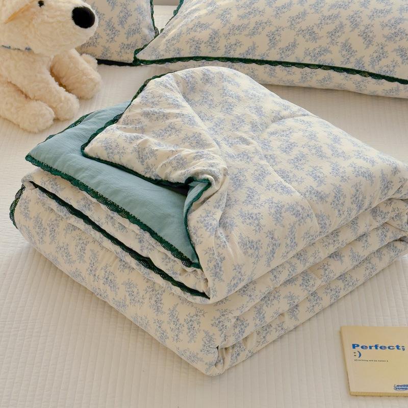 New Sweet Printed Air-Condition Blanket Soft Skin-Friendly Quilted Quilt Breathable Cooling Summer Comforter Queen King Beds