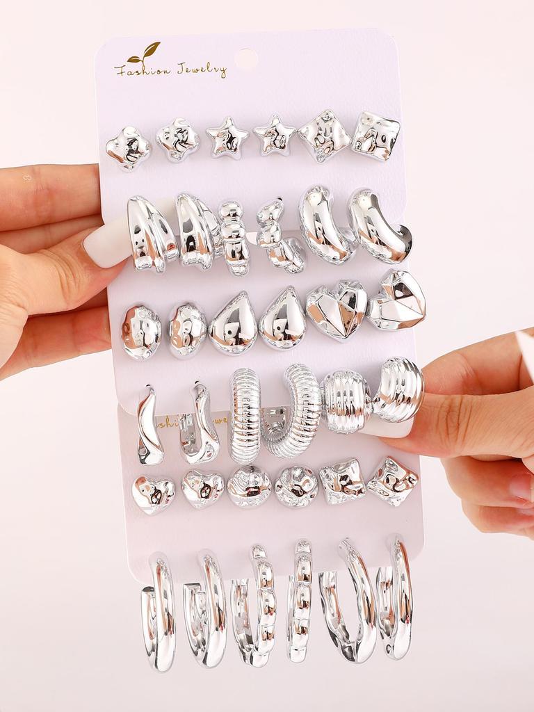 Elegant Geometric Gold Circle Earrings Set - Bold, Creative Design