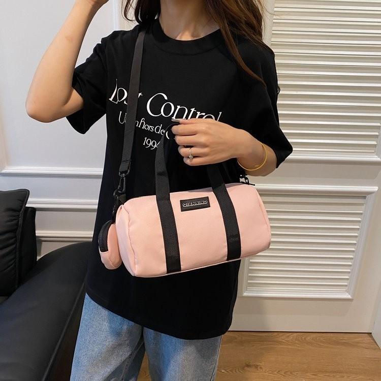 Simple Stylish White Shoulder Bag Ideal For Casual Travel And School Use