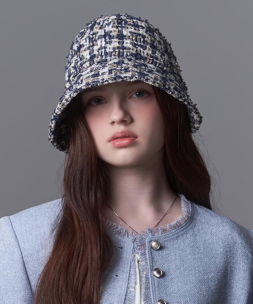Hwaiteusaenjeu Purple Label Parika Tweed Bonnet Hat Valor (2 Colors)