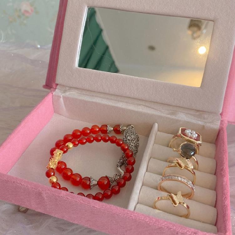 Stylish Plush Jewelry Display Stand Elegant Plush Jewelry Case European Style Mini Chair for Ring Earring Display