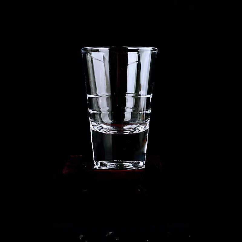 1pcs/6pcs Wine Glass Set Baijiu Cup Set Wine Dispenser Household Small Red Wine Cup Chinese Wine Cup Spirits Glasses Shot Glass