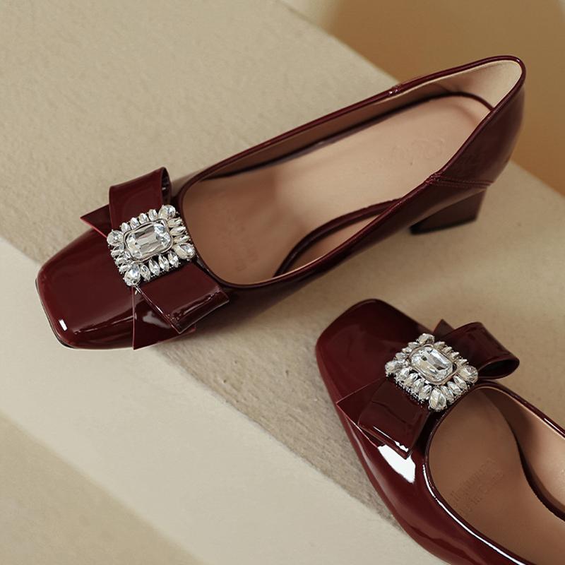 Mode Zarte Strass Schleife Braut Hochzeitsschuhe Frau 5CM Hohe Absätze Rot Glänzende Leder Pumps OL Damen Bürokleid Escarpins