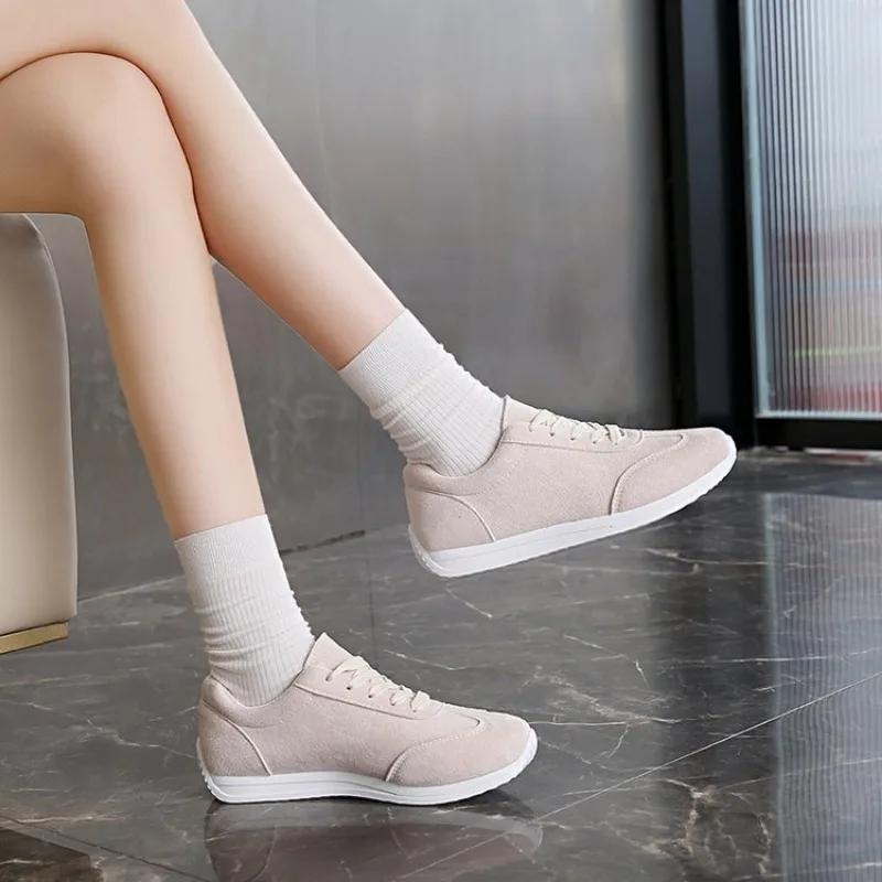 Spring and Autumn New Style Comfortable and Fashionable Pure Color Round Head Women's Shoes Casual Thick-soled Running Shoes
