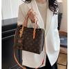 Borsa da Donna Marca di Lusso Leggero 2026 Nuova alla Moda e Versatile a Spalla Singola Crossbody Borsa a Mano di Alta Gamma con Grande Capacità