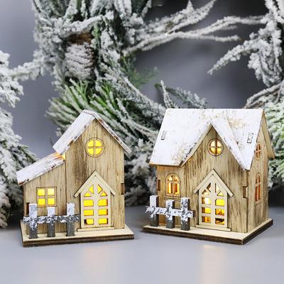 1 Stück Mini Weihnachten Neu Dekorativ Leuchtendes Holzhaus Mit Batterie LED Klein Xmas Zimmer Desktop Anhänger Kinder DIY Dekoration